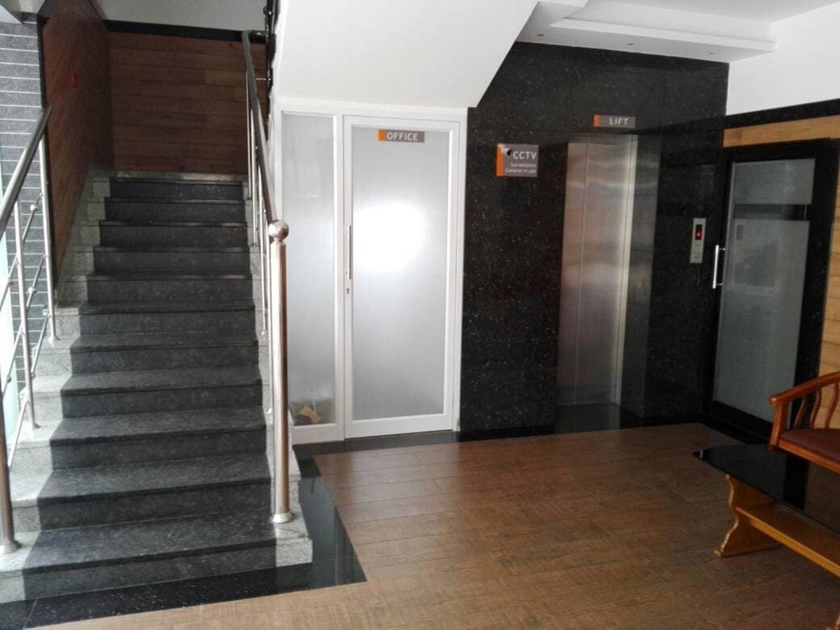 Pgs Inn Kochi Екстер'єр фото