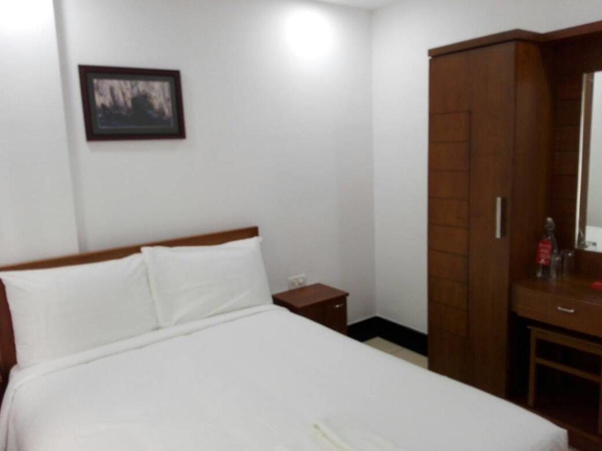Pgs Inn Kochi Екстер'єр фото