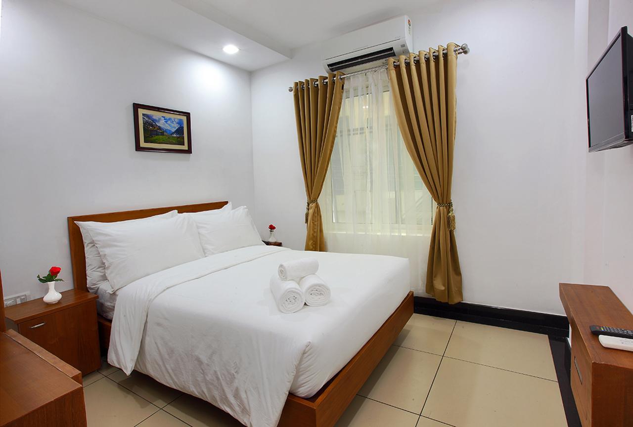 Pgs Inn Kochi Екстер'єр фото