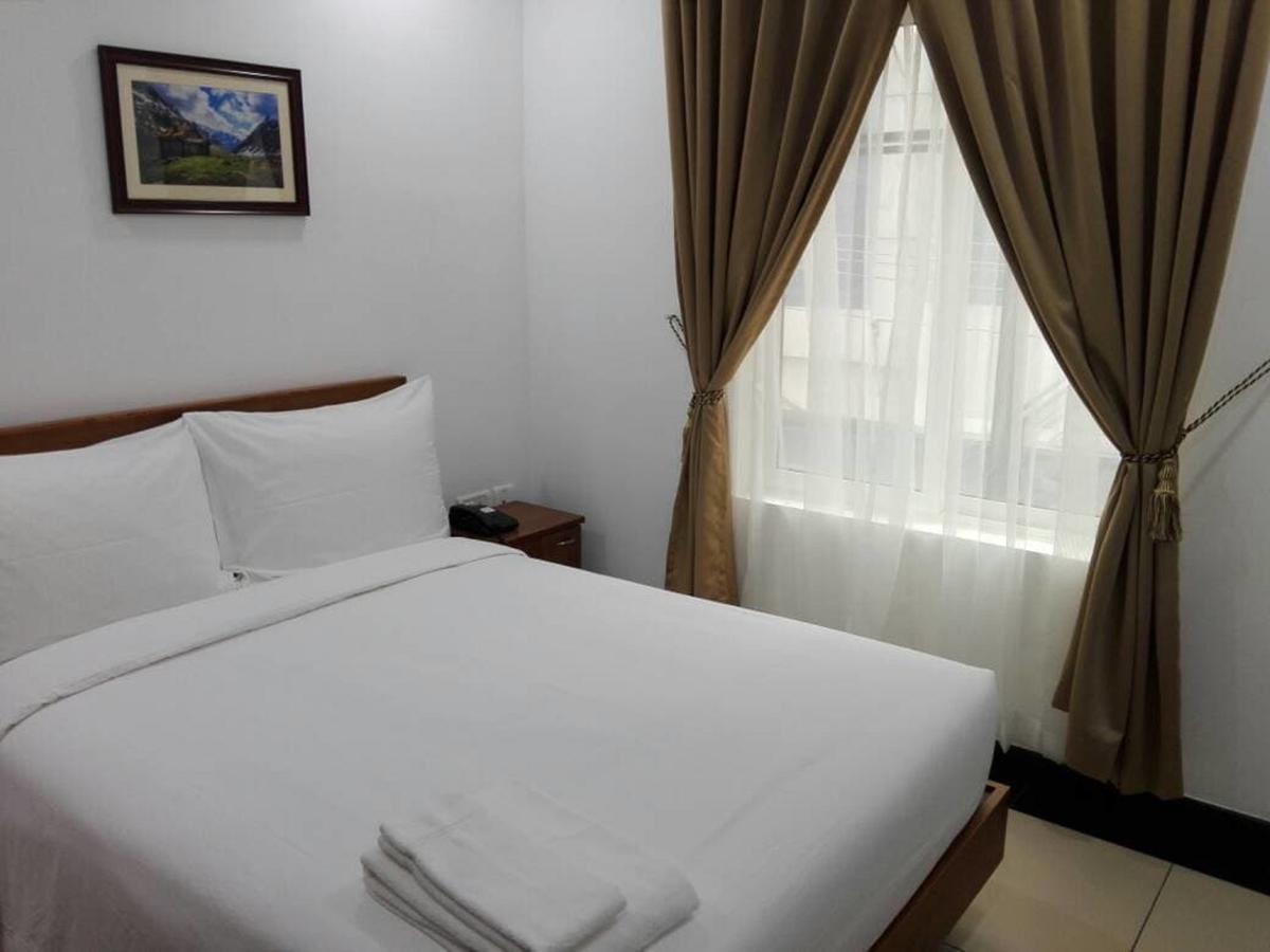 Pgs Inn Kochi Екстер'єр фото